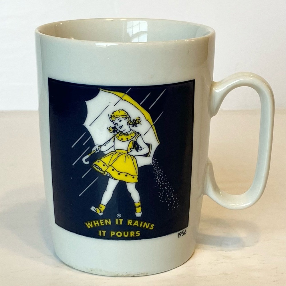 Vtg Morton Salt Girl 1956 Logo Coffee/Tea Mug Cup When It Rains Pours Umbrella